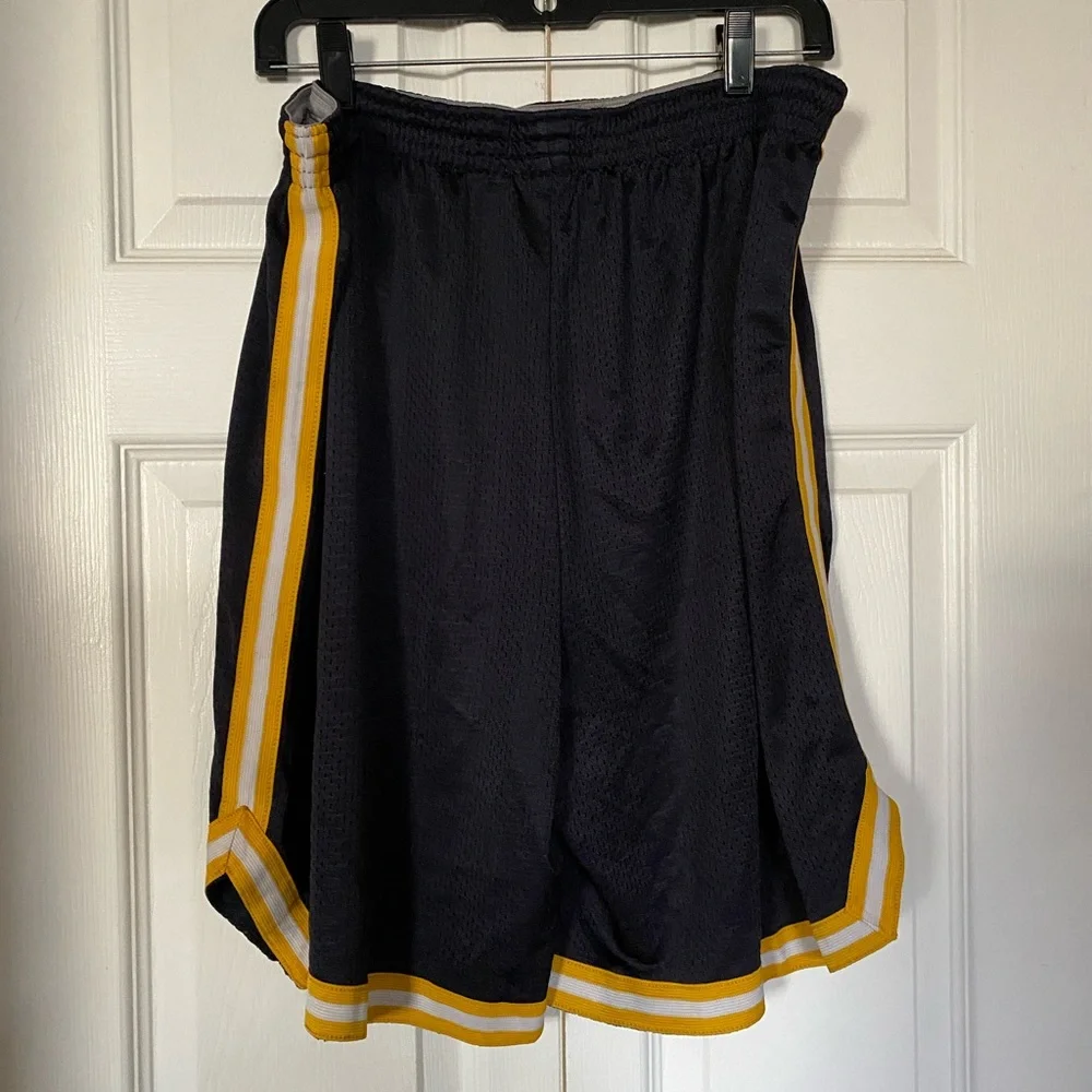 Champion Men’s XL Gym Shorts Navy Blue with Yellow - Picture 2 of 4